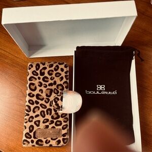 NIB Bouletta Leather iphone 13 Pro Phone Wallet Case RFID 3 Card Slots Handmade